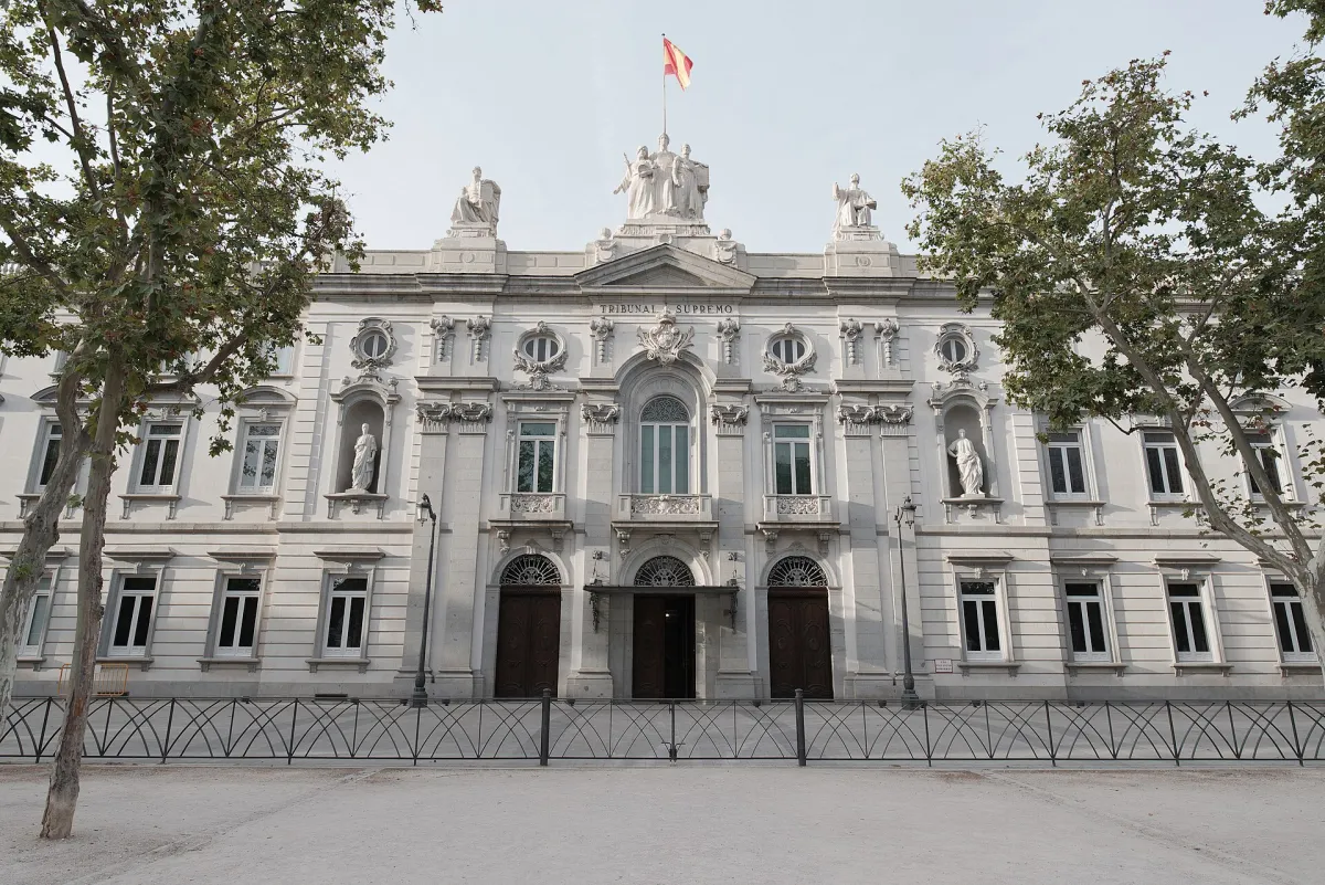 Artículo 57. Pago por el estado y Procedimiento concursal