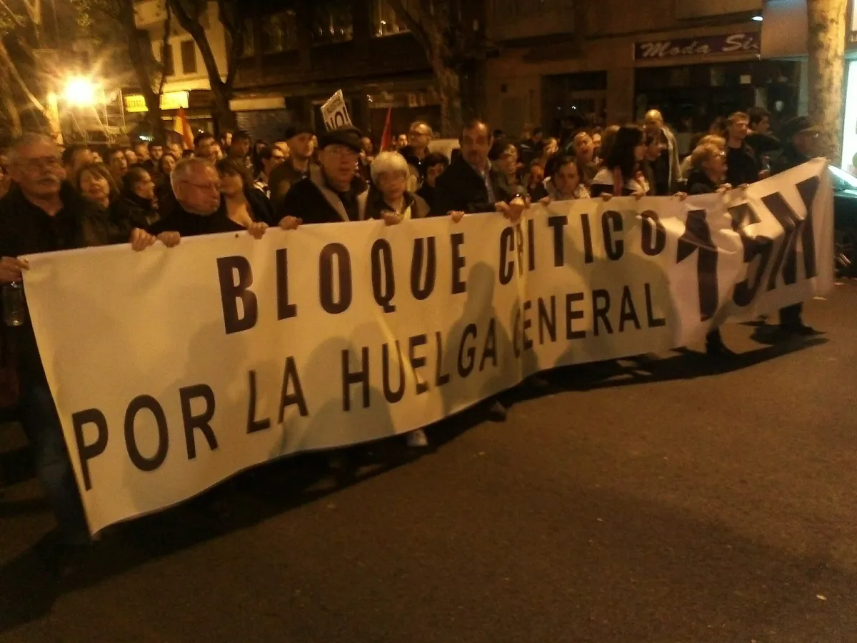 Protesta de profesionales contra la gestión indirecta de tres CAI de Madrid